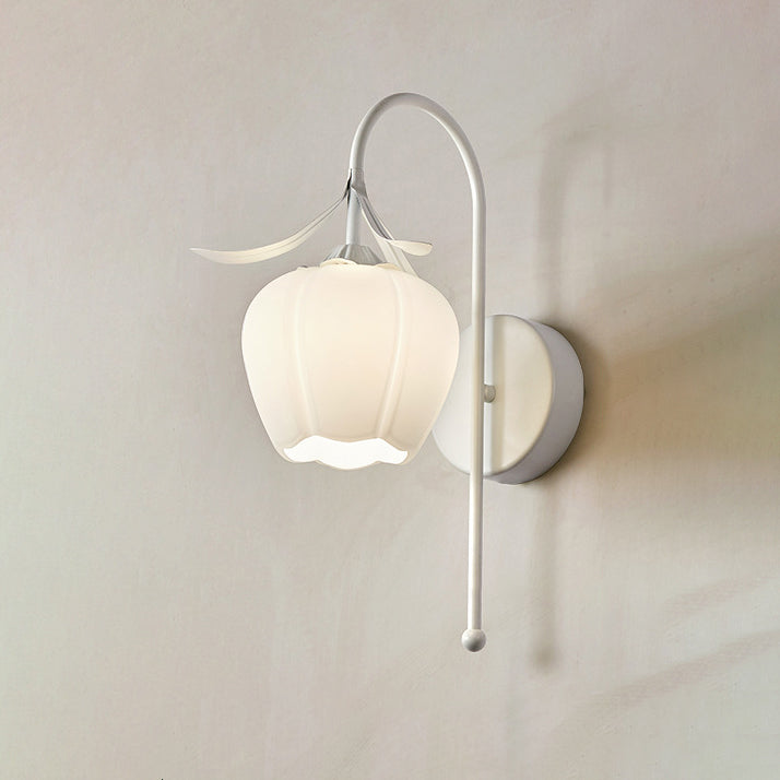 Vintage Floral Pumpkin Cream Glass Wall Sconce Lamp