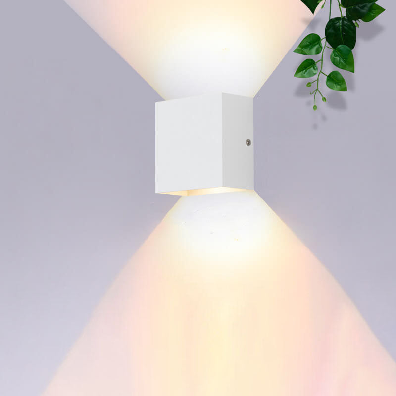 Square Aluminum LED Wall Sconce