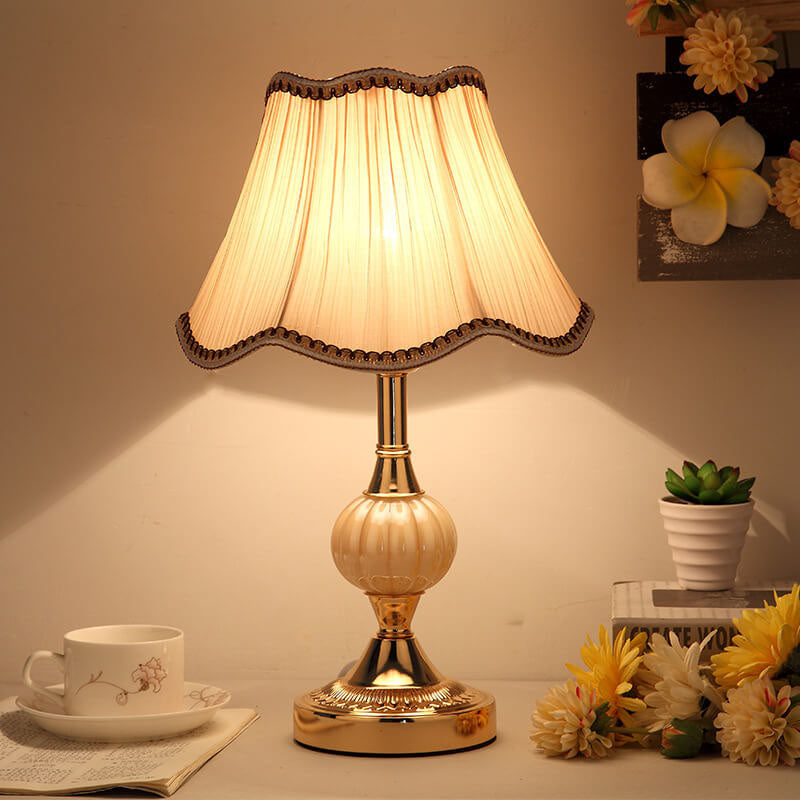 Vintage Floral Glass Table Lamp - Nordic Design, 1-Light