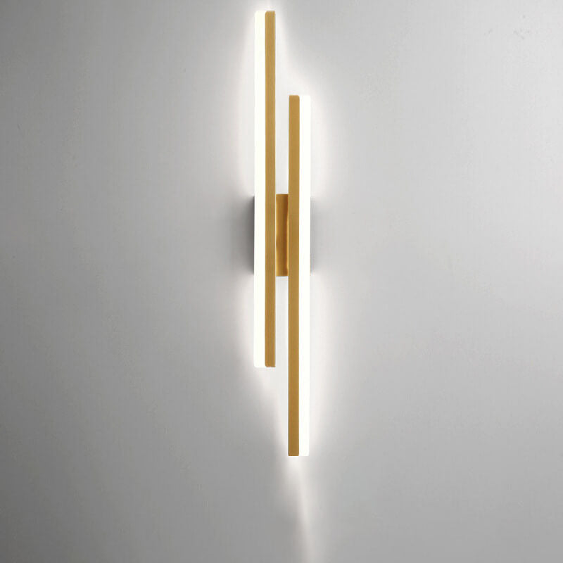Minimalist Iron & Acrylic LED Wall Sconce