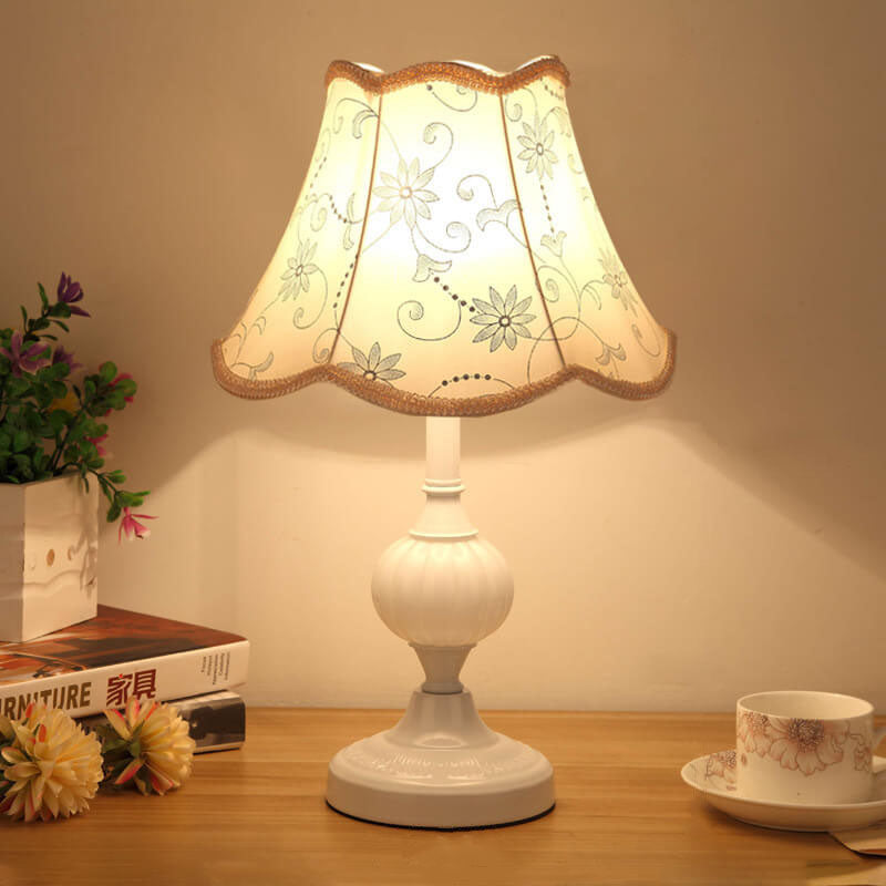 Vintage Floral Glass Table Lamp - Nordic Design, 1-Light