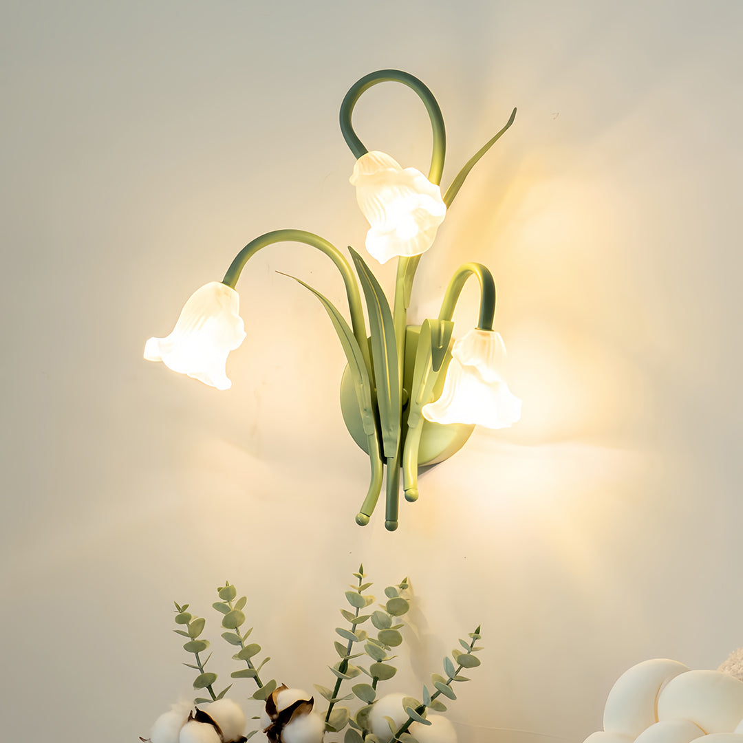 French Country Floral Wall Lamp - Classic Romantic Design