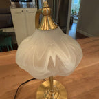Elegant Vintage Brass Table Lamp with Glass Petal Shade - 1 Light