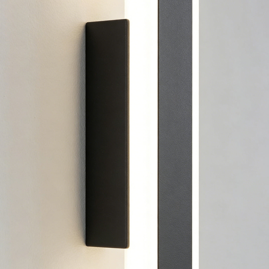 Modern Oval Linear Wall Light - Minimalist Design