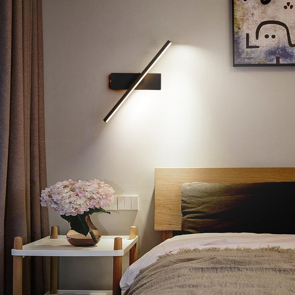 Modern LED Swivel Wall Light - Stylish Metal Design