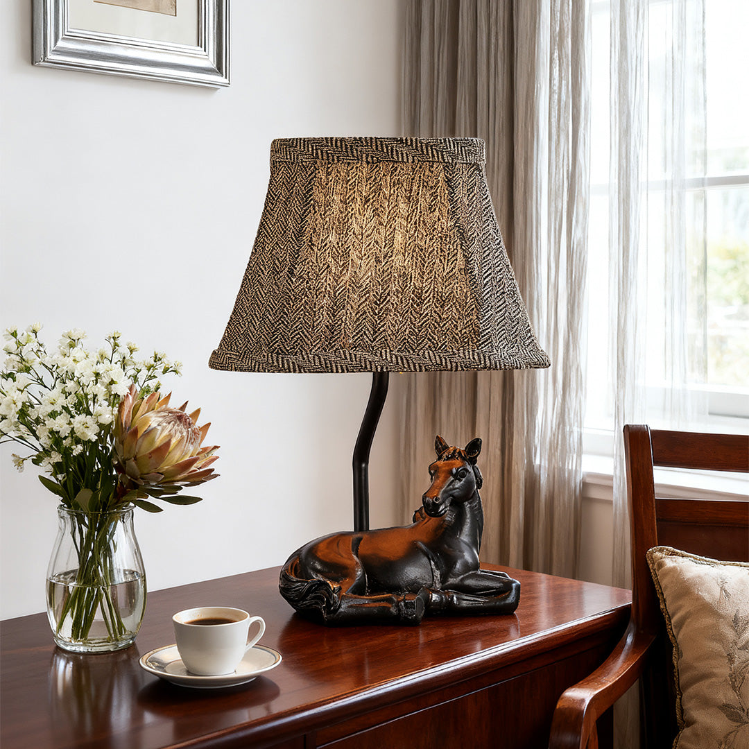 European Style Horse Table Lamp with Cloth Lampshade and Resin Base