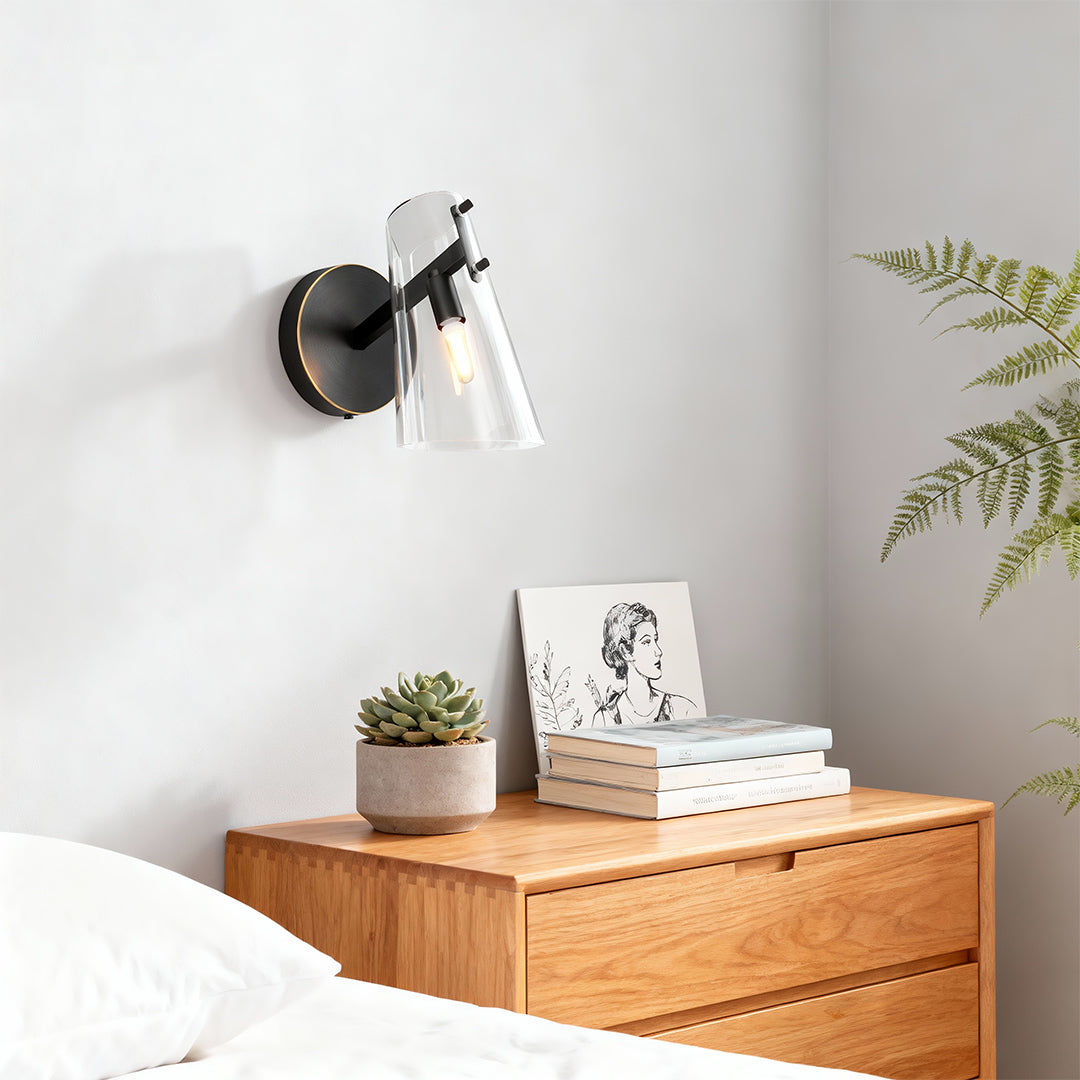 Minimalist Contemporary Wall Sconce - Elegant Decorative Lighting