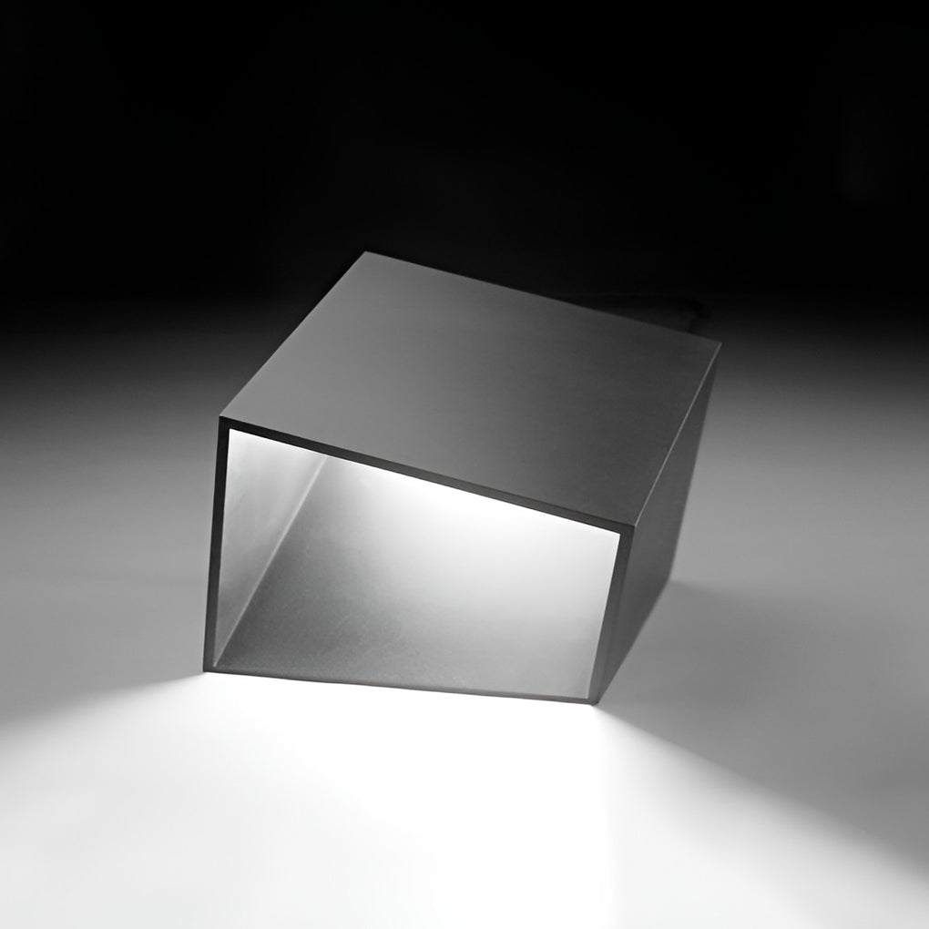 Geometric Cube Path Light - Premium Outdoor Landscape Lighting