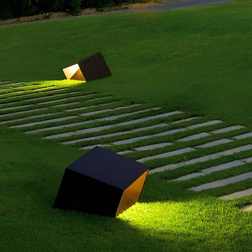 Geometric Cube Path Light - Premium Outdoor Landscape Lighting