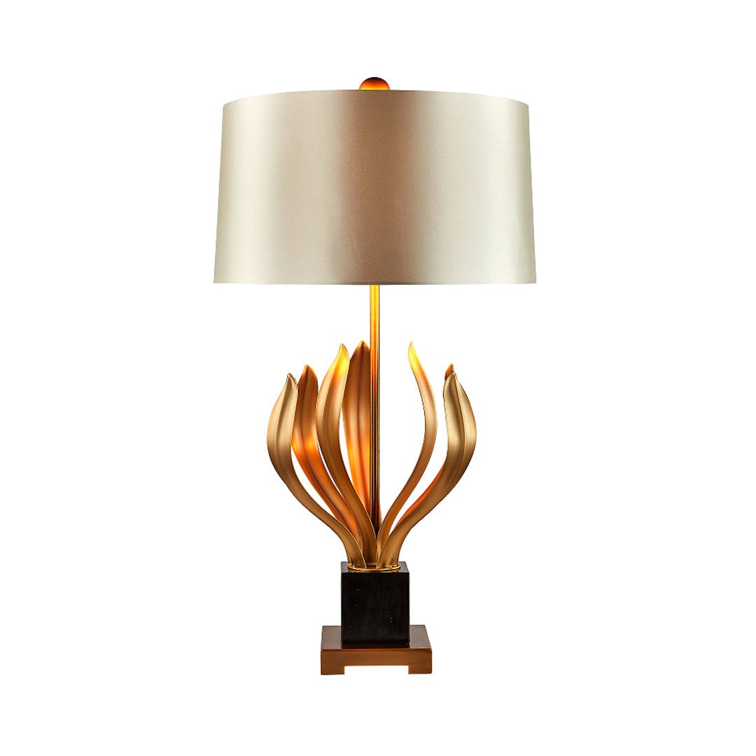 Retro Metal Fabric Shade Table Lamp