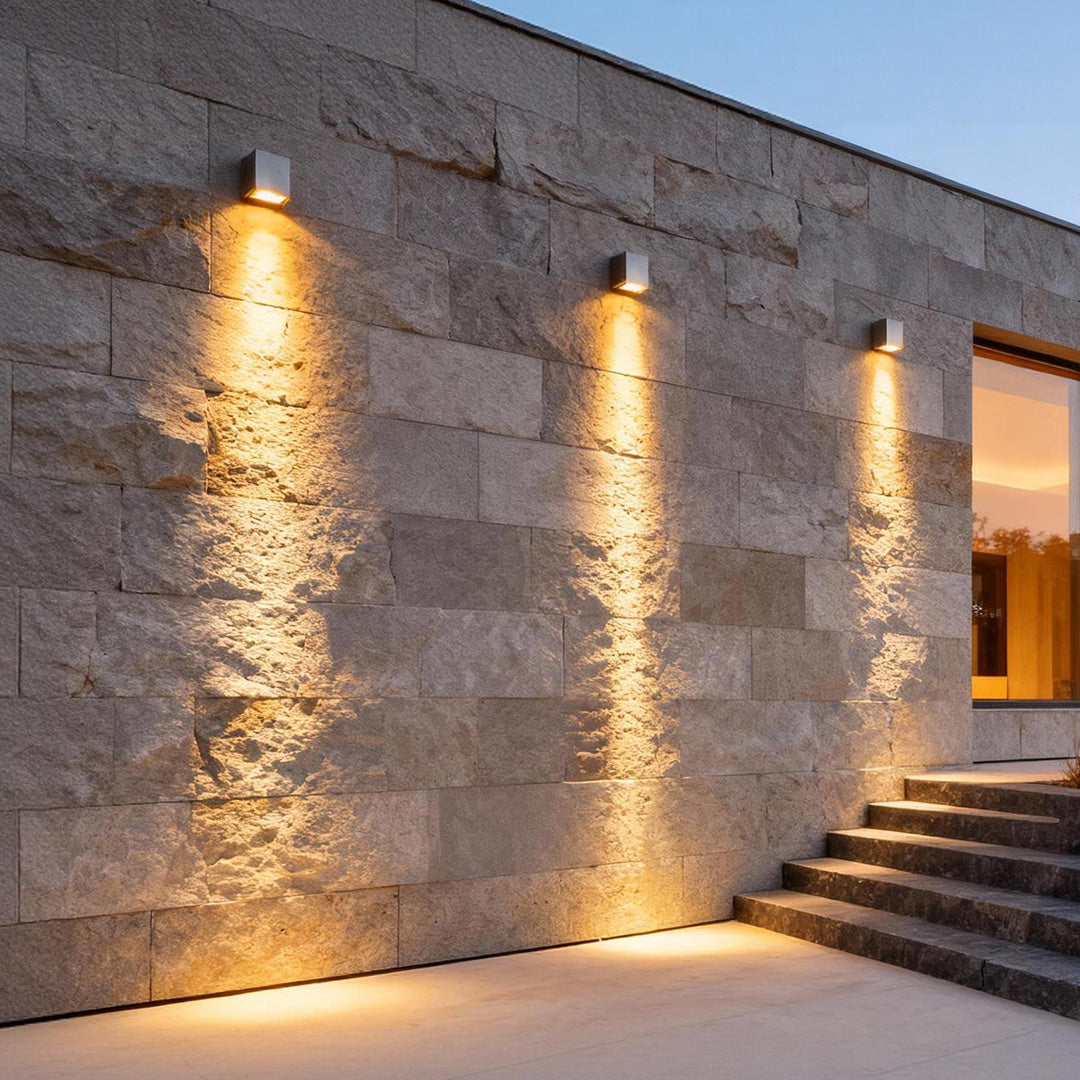 Waterproof LED Modern Wall Spot Light for Exteriors