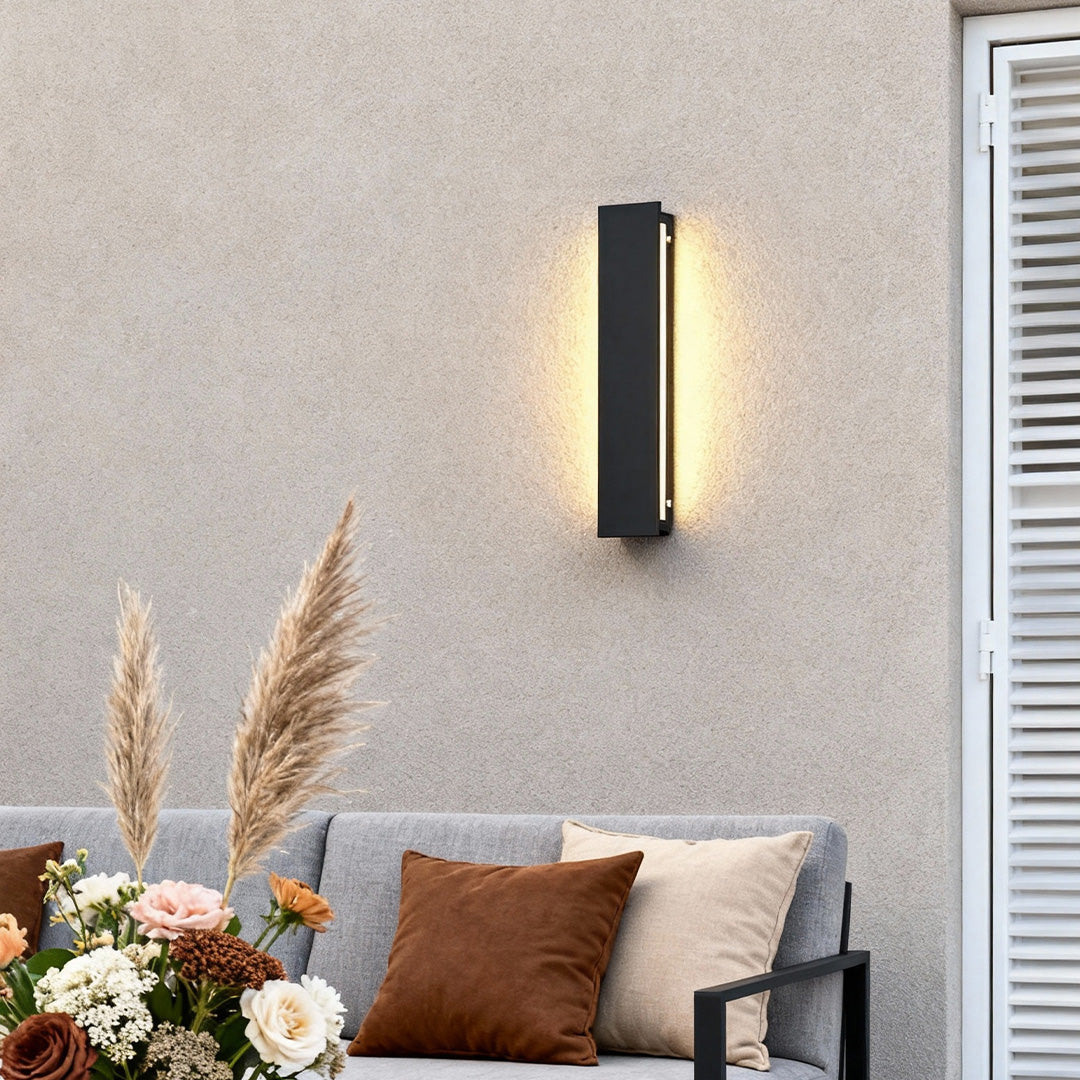 Modern Waterproof LED Linear Outdoor Wall Light