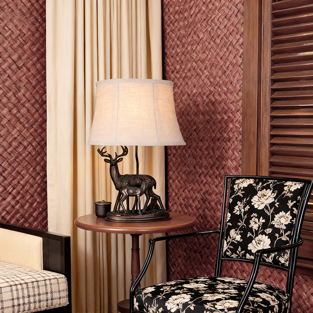 Mother and Fawn Deer Table Lamp - Elegant Decorative Lighting