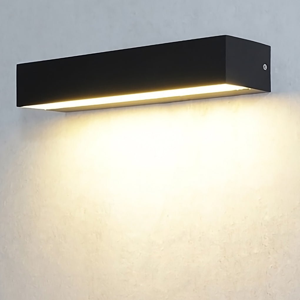 Premium Matte Black Rectangle LED Wall Light for Outdoor Use