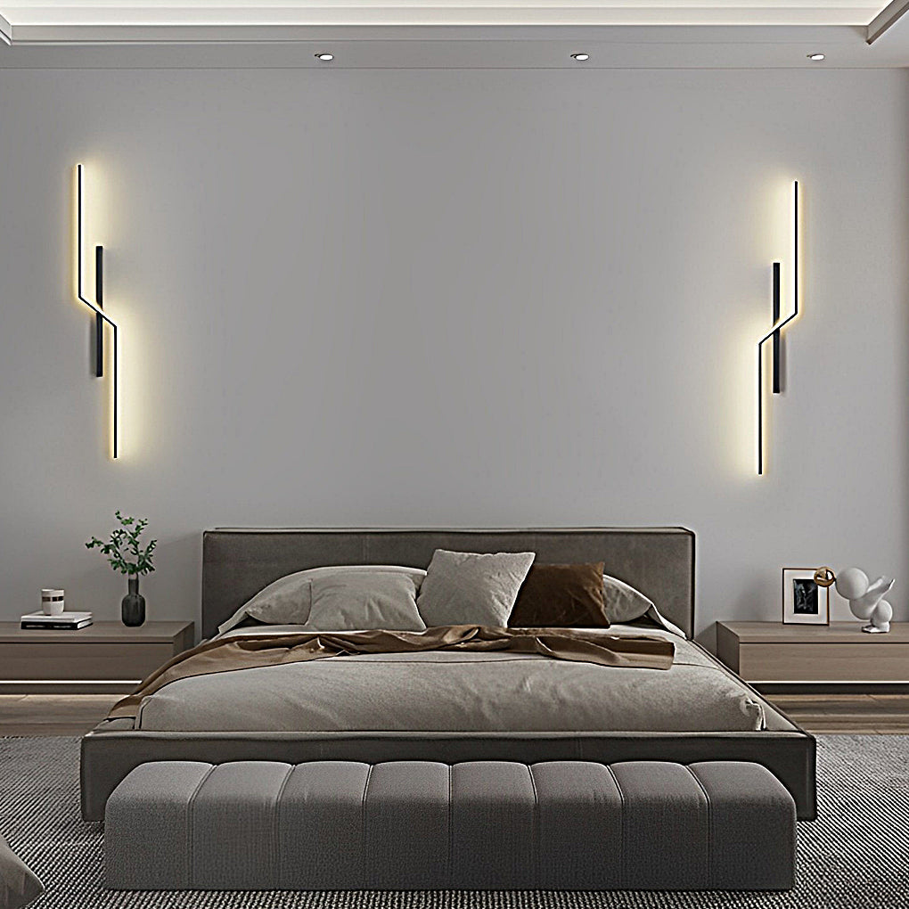 Sleek Modern LED Wall Sconce - Minimalist Decorative Light