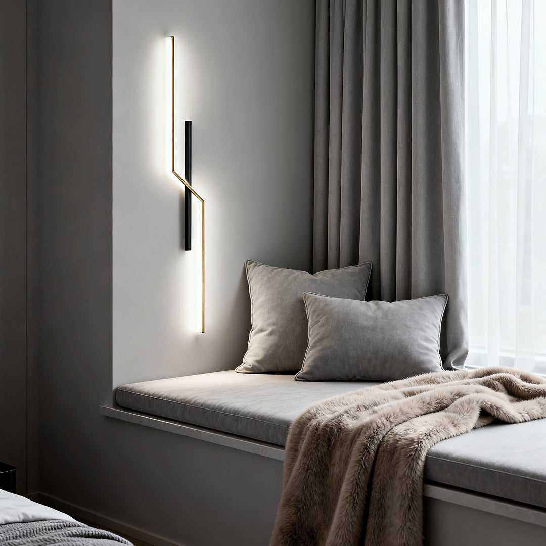 Sleek Modern LED Wall Sconce - Minimalist Decorative Light