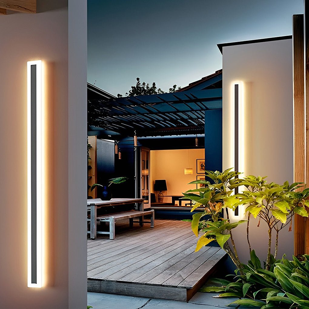 Premium Outdoor Linear Acrylic Wall Sconce