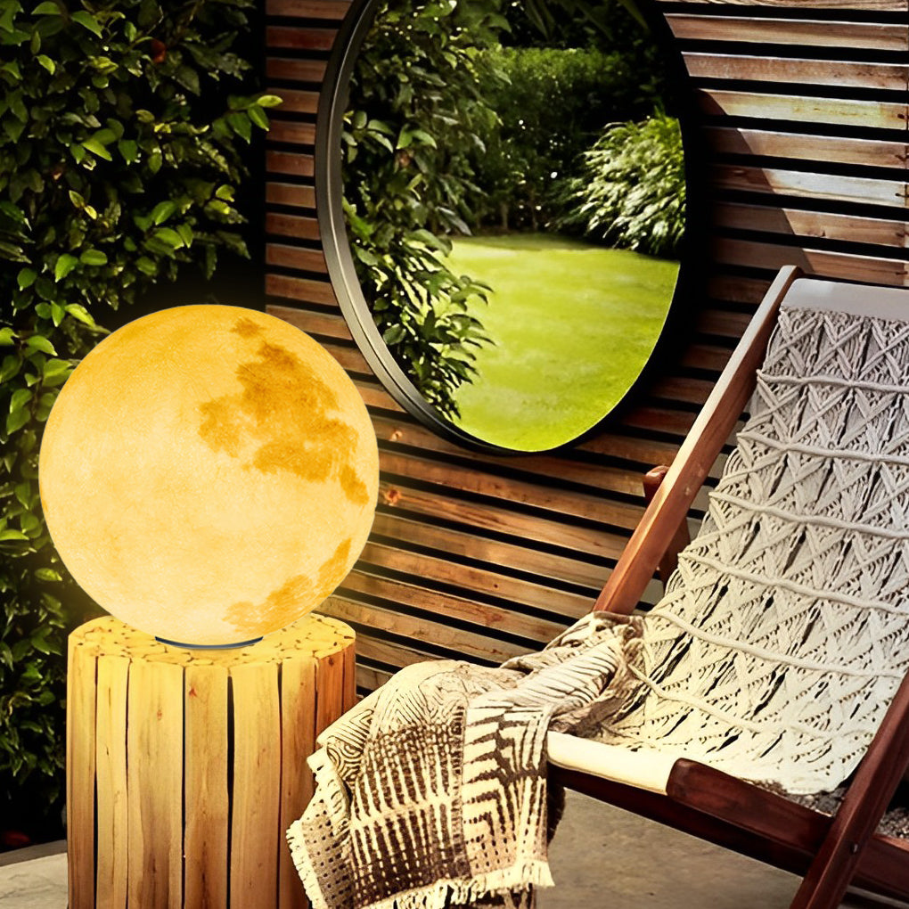 Moonstone Outdoor Decorative Pillar Light