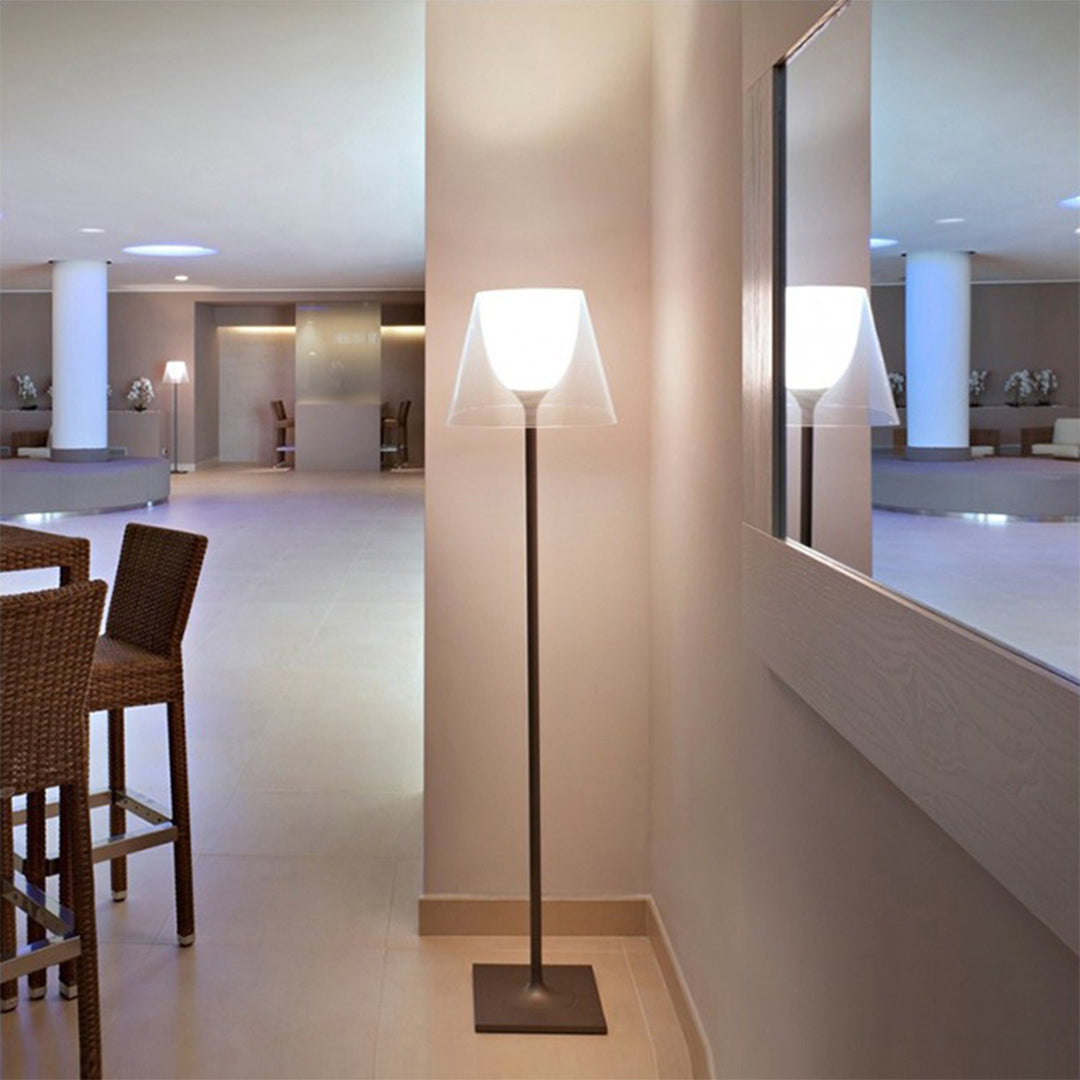 Contemporary Nordic Floor Lamp - Sleek Standing Reading Light