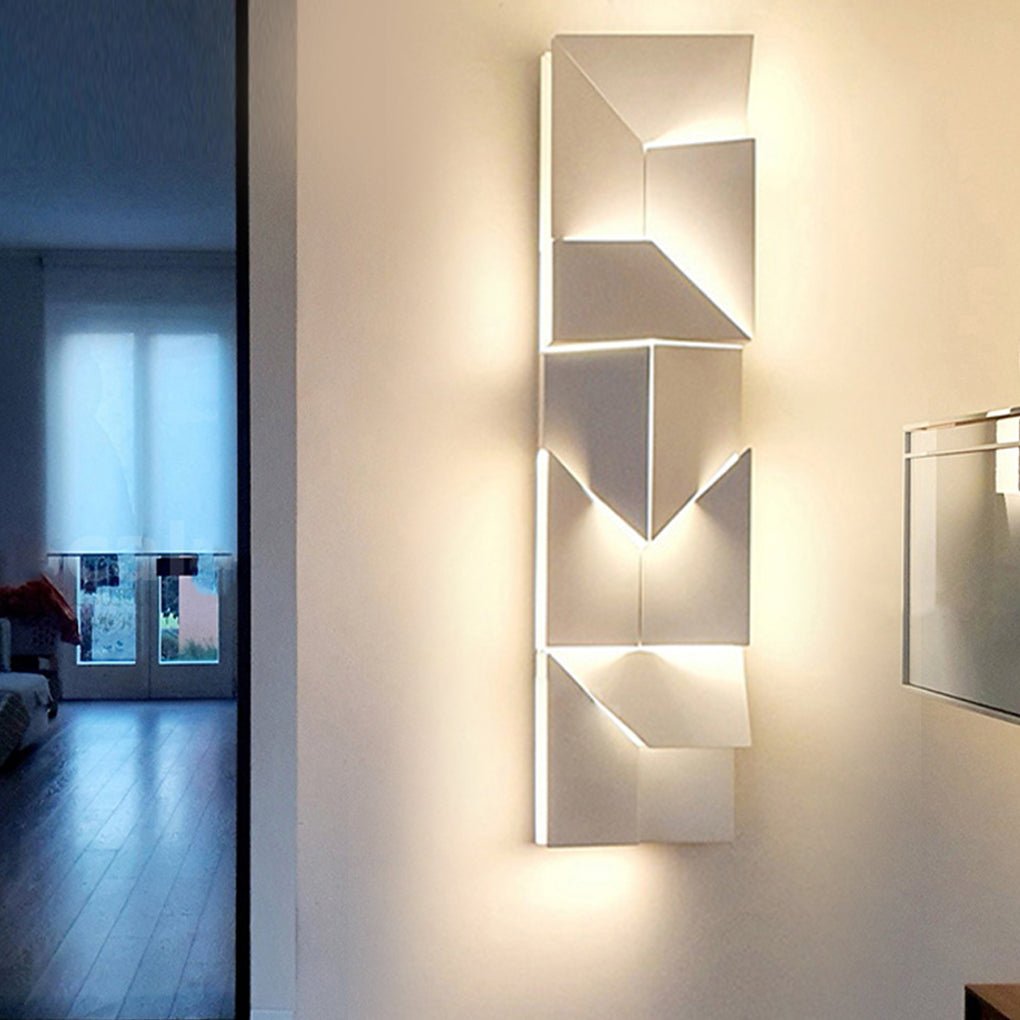 Artistic Geometric LED Wall Sconce with Dimming Feature