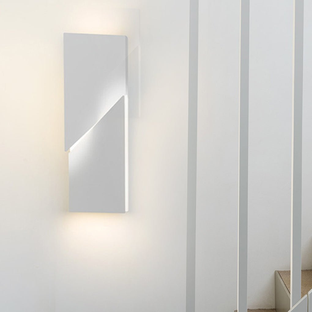 Artistic Geometric LED Wall Sconce with Dimming Feature