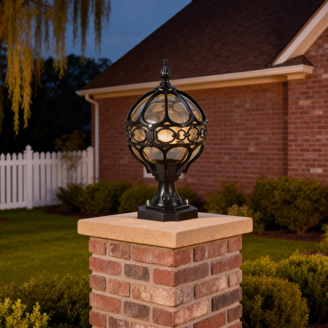 Premium Outdoor Die-Cast Aluminum Globe Pillar Light
