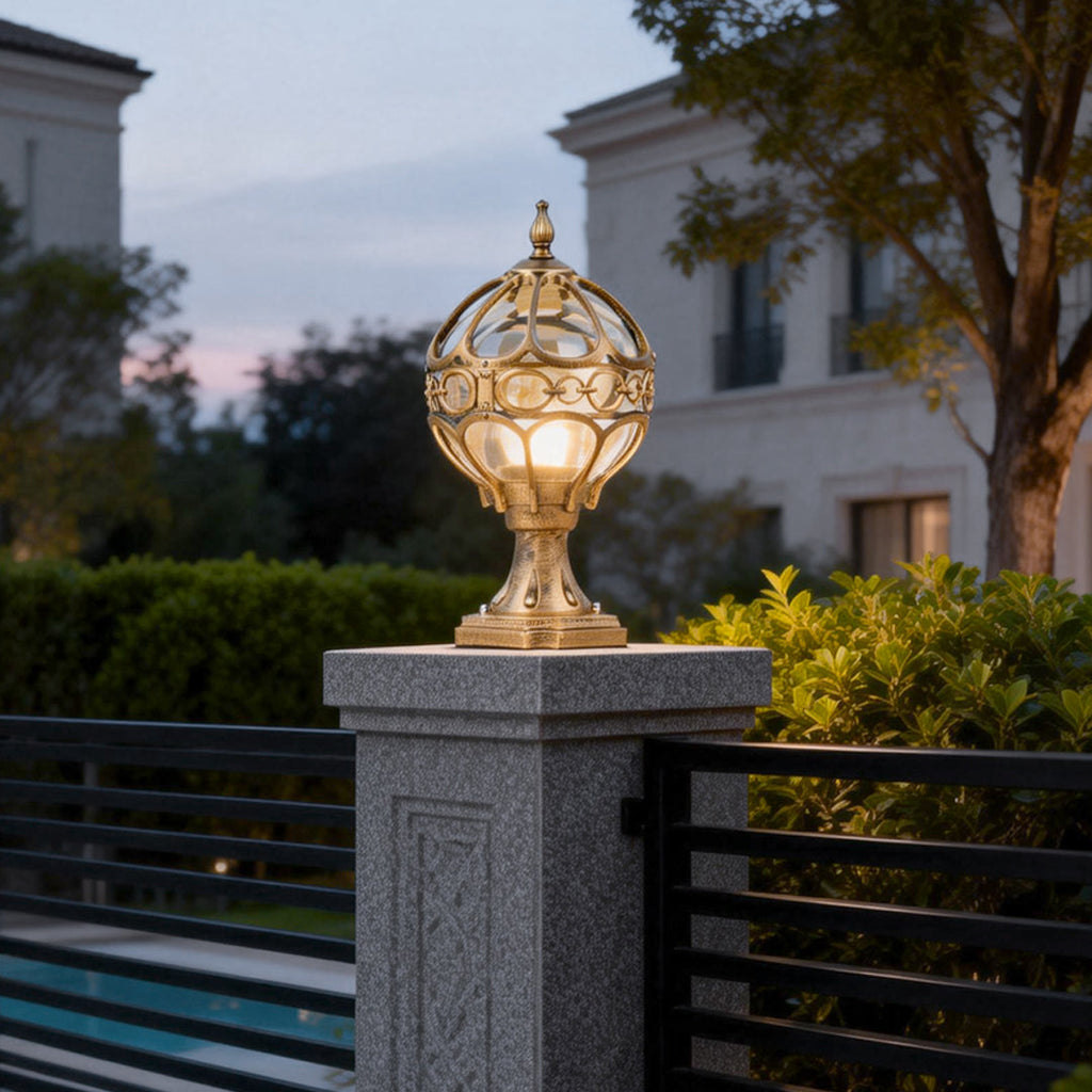 Premium Outdoor Die-Cast Aluminum Globe Pillar Light