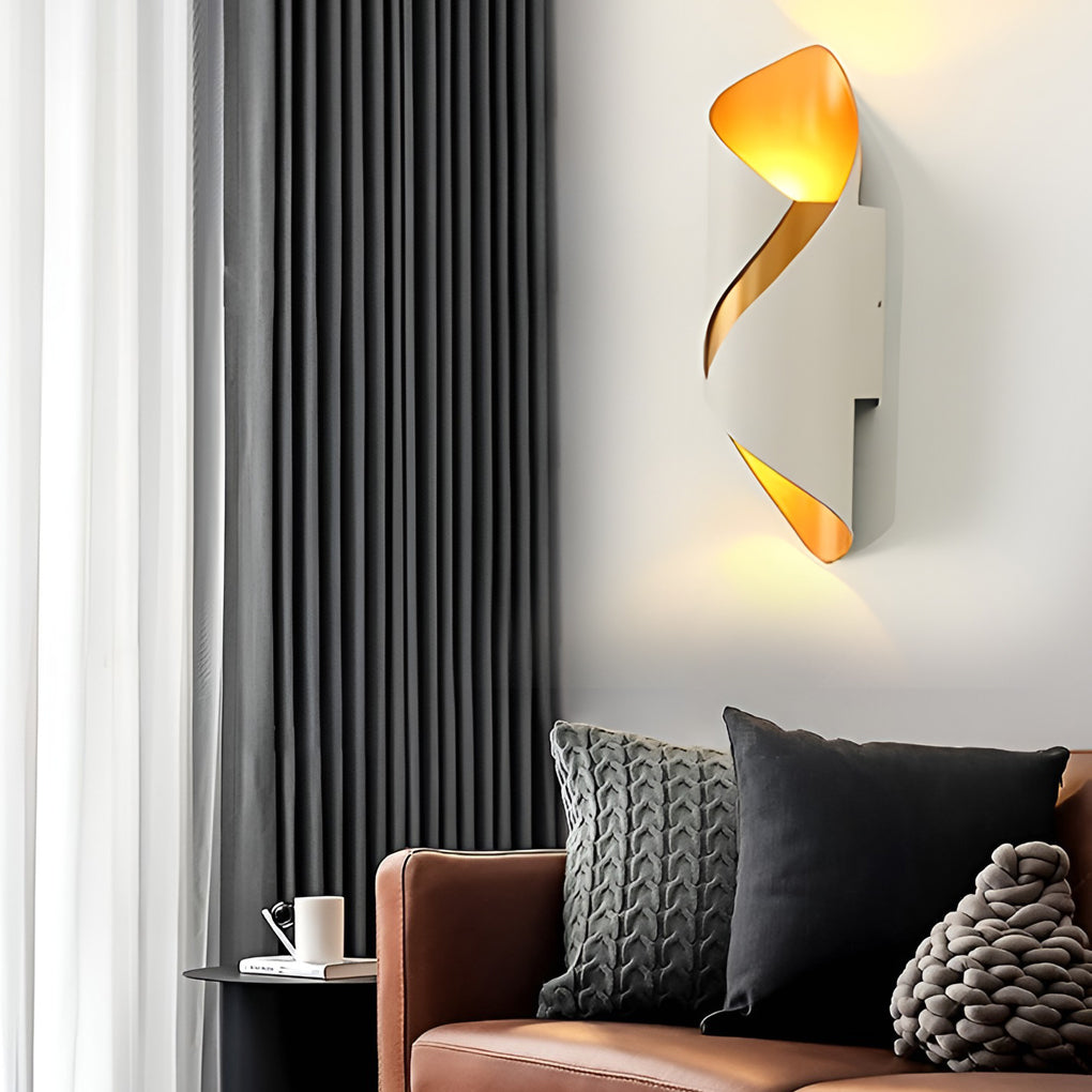 Modern Waterproof LED Outdoor Wall Light