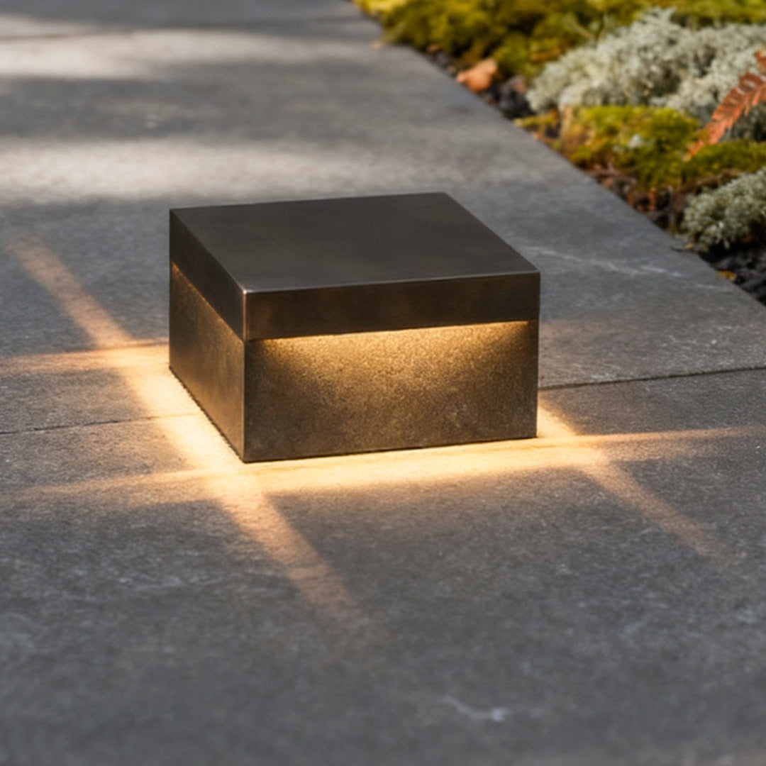 Modern Waterproof Square Outdoor Fence Lights