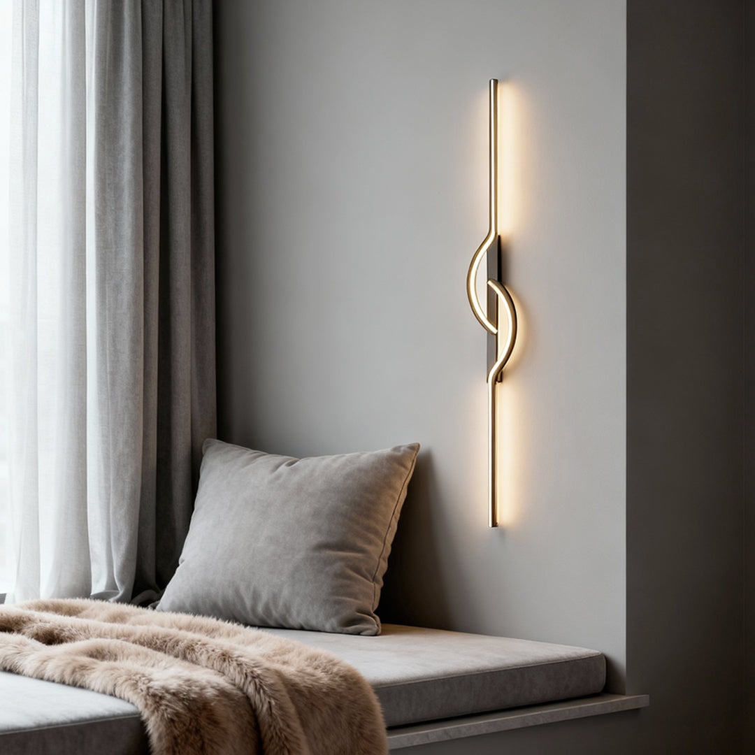 Contemporary Black Aluminum Linear Wall Sconce