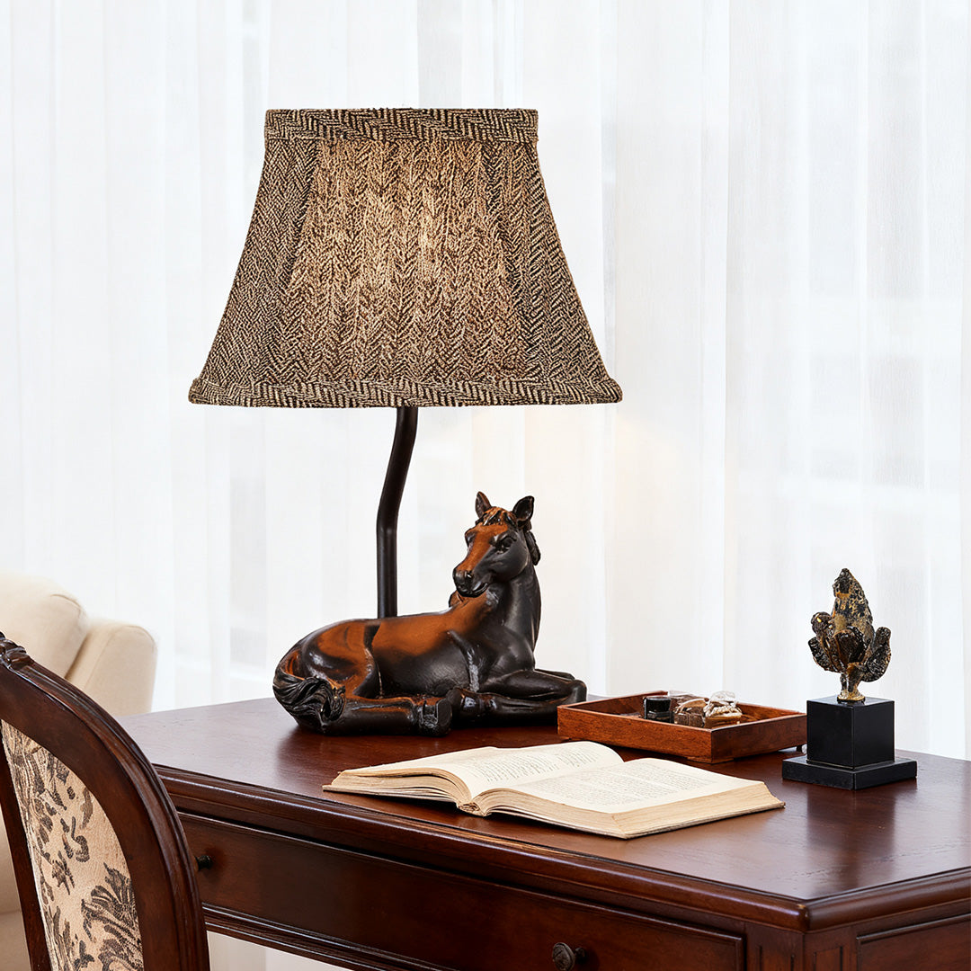European Style Horse Table Lamp with Cloth Lampshade and Resin Base