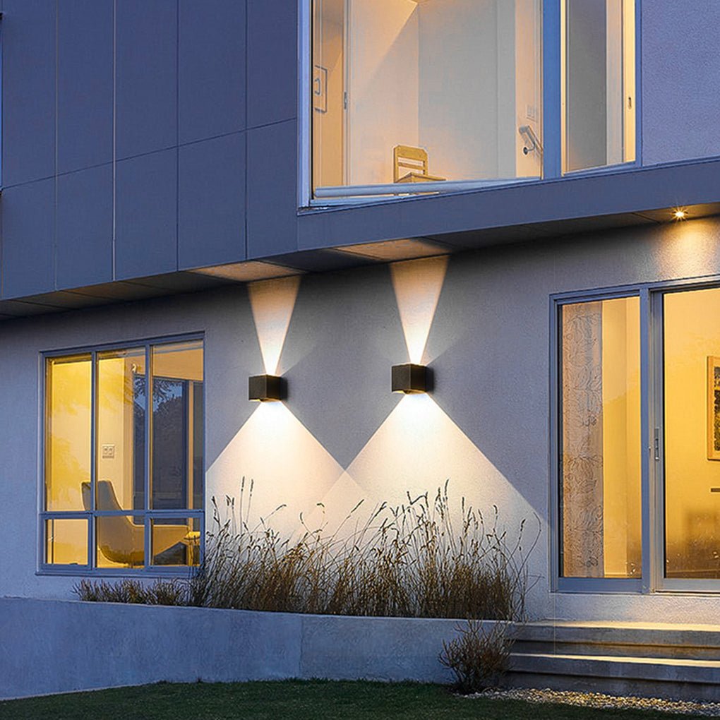 Premium Waterproof Adjustable Beam Outdoor Wall Light