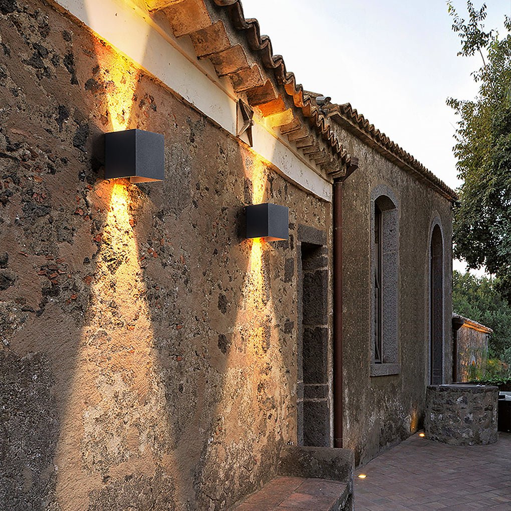 Premium Waterproof Adjustable Beam Outdoor Wall Light